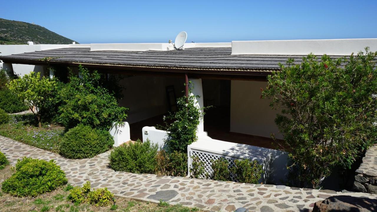 Le Casette Di Malfa Malfa (Salina) Exterior foto